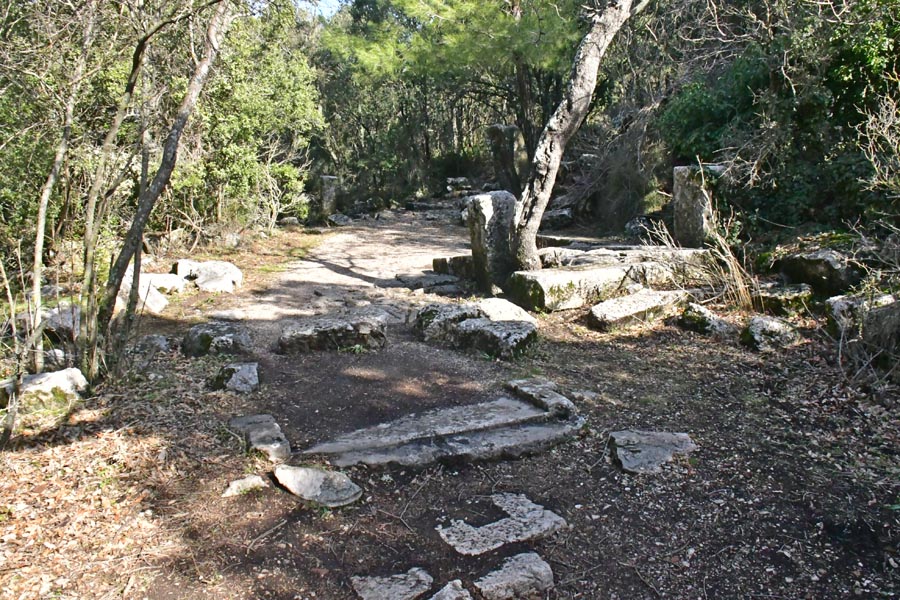 Sütunlu cadde, Termessos Antik Kenti, Döşemealtı Sütunlu cadde, Termessos Antik Kenti, Döşemealtı