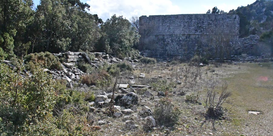 Bouleuterion /Odeon (Kapalı toplanı yeri), Termessos Antik Kenti, Döşemealtı Bouleuterion /Odeon (Kapalı toplanı yeri), Termessos Antik Kenti, Döşemealtı