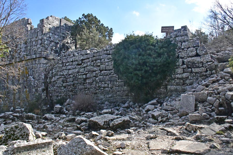 Artemis Tapınağ, Termessos Antik Kenti, Döşemealtı Artemis Tapınağ, Termessos Antik Kenti, Döşemealtı