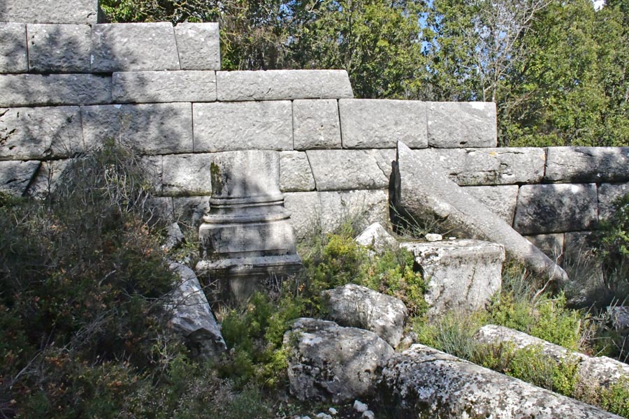 Artemis Tapınağ, Termessos Antik Kenti, Döşemealtı Artemis Tapınağ, Termessos Antik Kenti, Döşemealtı