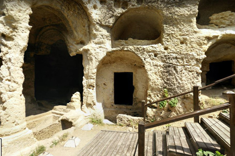 Beşikli Mağarası ve Kaya Mezarları, Beşikli Mağara, Cradle Cave