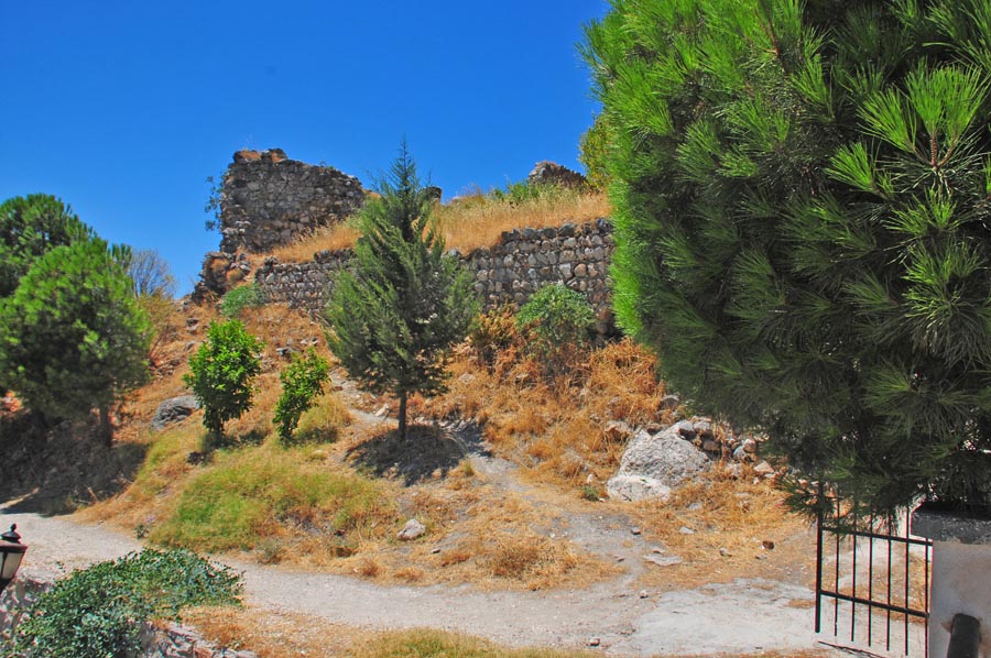 Darb-ı Sak Kalesi / Alaybeyli Kalesi / Trapesac Castle