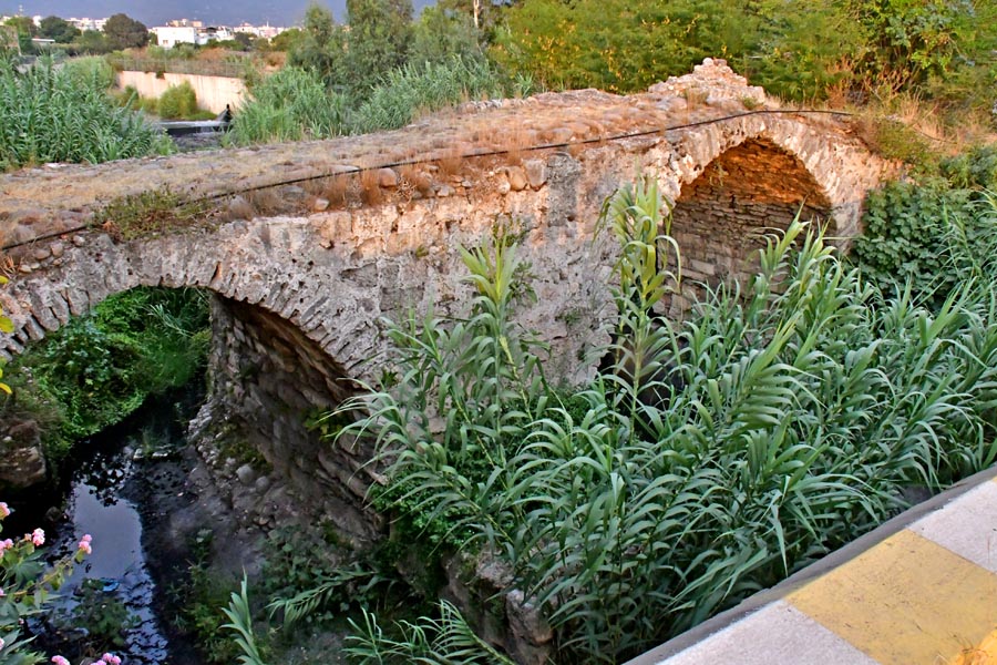 Tarihi Payas Köprüsü