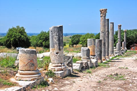Prachtallee - Hierapolis Kastabala Antik Kenti