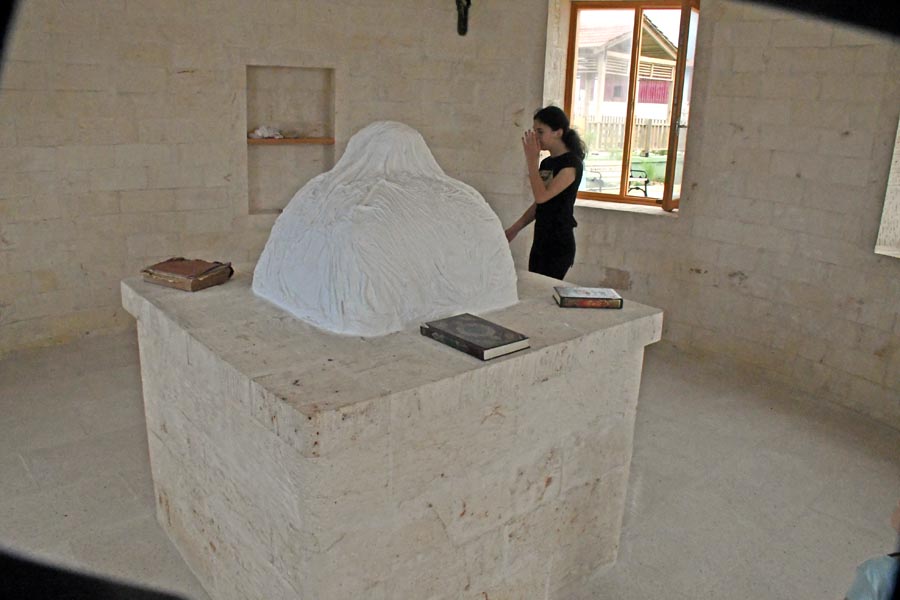 Hz. Hızır Makamı Tomb, Samandağ