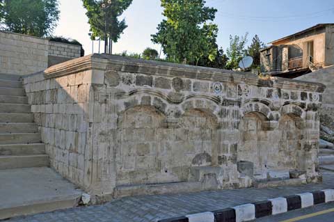 Brunnen in Tatlis
