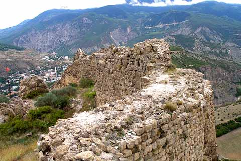 Kloster Ardanuç kalesi, Gevhernik Kalesi