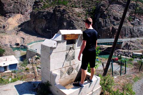 Artvin, Blick vom Aussichtspunkt Atatürk Heykeli