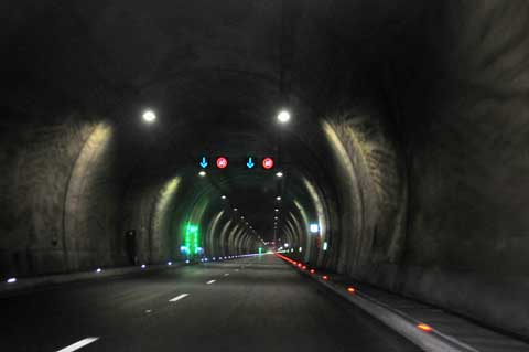 Borçka-Tunnel auf der D010/D950 Borçka Hopa