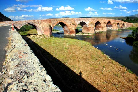 Hirtenbrücke Çobandede Köprüsü, Yakutiye