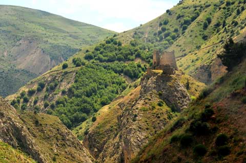 Iğdeli Kalesi / Iğdeli Castle