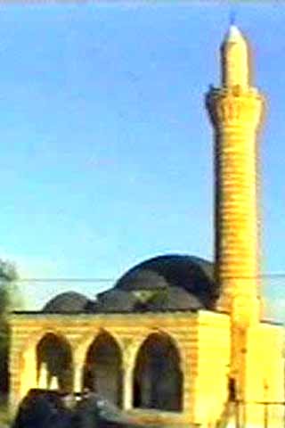 Baysungur Camii, Yukarı-Moschee (Baysungur), Pertek