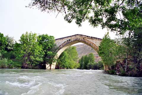 Tahar / Tağar Köprüsü (Yusuf Ziya Pasha), Çemişgeze