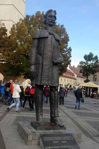 Statue des rumänischer Pädagogen, Schriftsteller und Theologe Gheorghe Lazăr