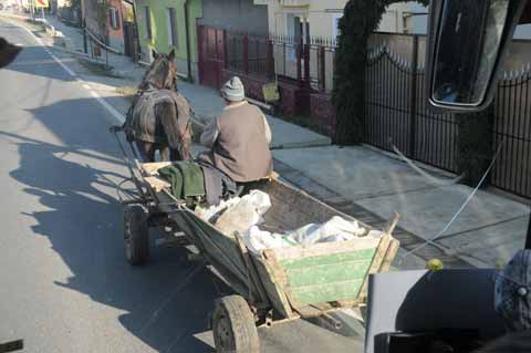 Pferdewagen bei Slimnic an der E81