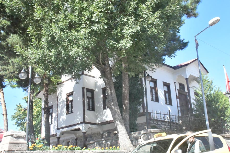 Atatürk-Haus und -Museum Atatürk Evi, Şebinkarahisar
