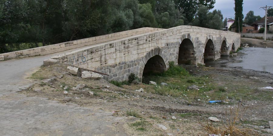 Antik Köprüsü, Sulusaray