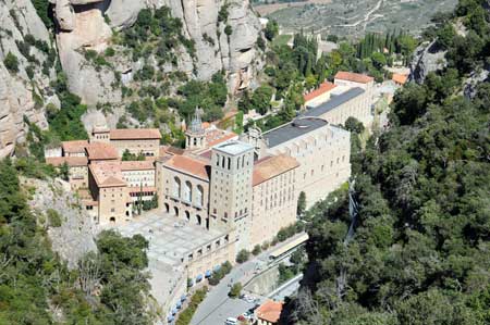 Kloster und Benediktinerabtei Santa Maria Reisebericht Rundreise Monistrol de Montserrat