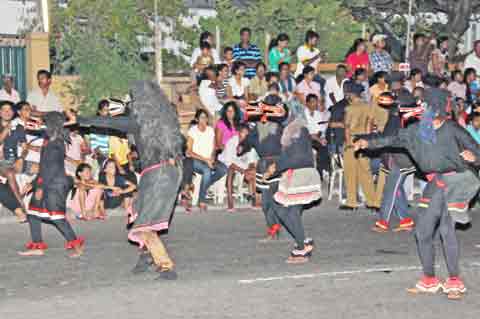 Udekki Performance - Navam Perahera Colombo 2014