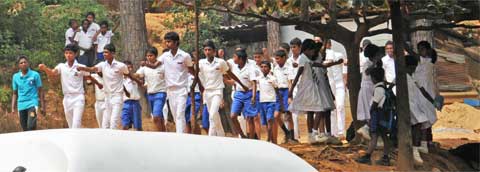 Schule Karagasthalawa Maha Vidyalaya