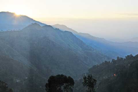 Sonnenaufgang in Ella, Sri Lanka