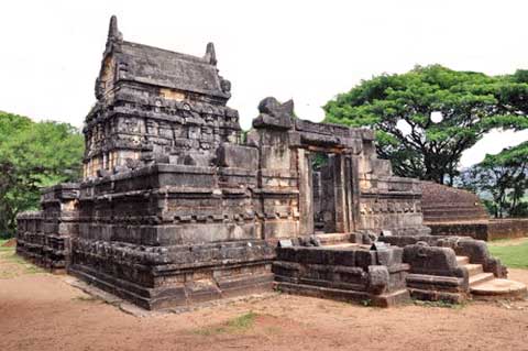 Nalanda Gedige Sri Lanka