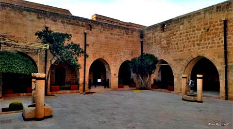 Kloster Zafaran, Deyrulzafaran Assyrian Monastery, Deyrülzeferan / Deyrulzafaran Süryani Manastırı