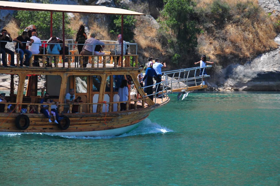 Bootsfahrt auf Euphrat bei Rumkale