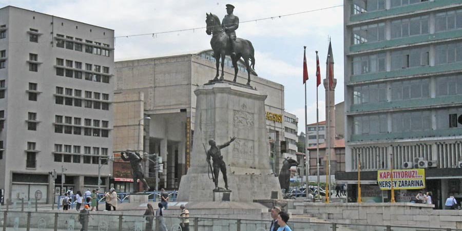 Ulus Atatürk Heykeli, Ankara