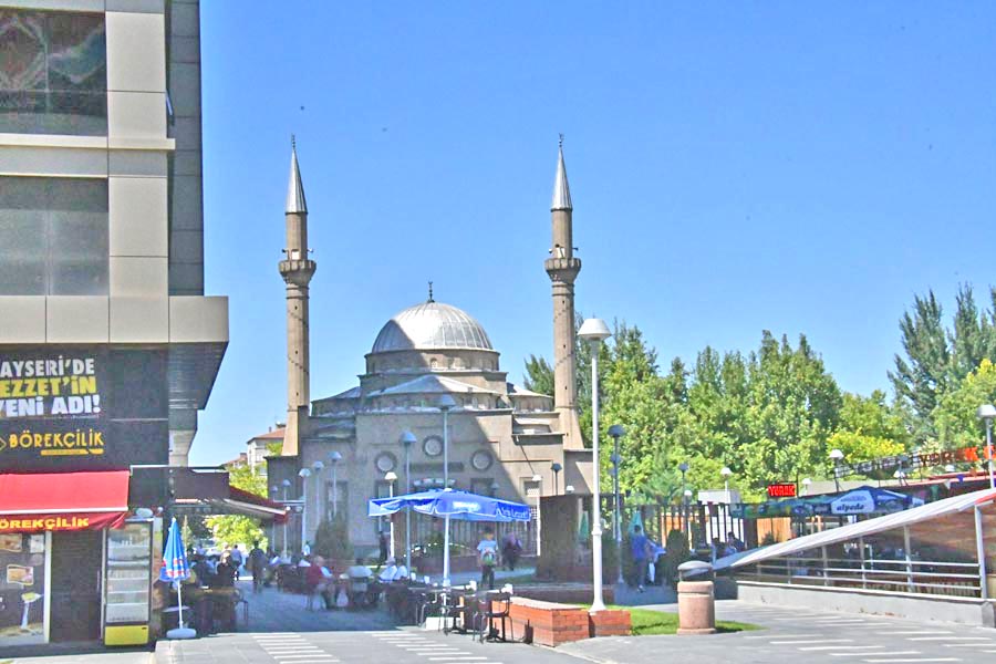 Kurşunlu Camii, Kayseri