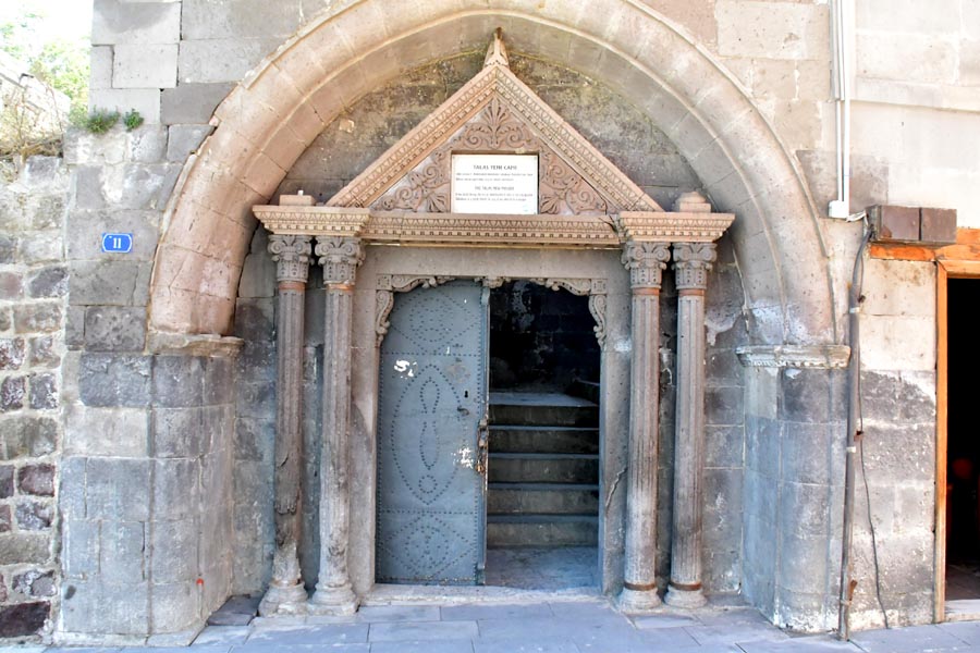 Panaya Rum Kilisesi / Yeni Zafer Camii / Yaman Dede / Mehmet Kadir Keçeoğlu, Tablakaya-Talas, Kayseri
