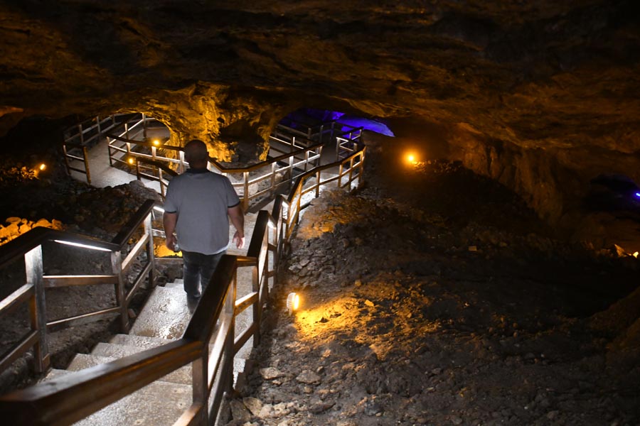 Sulu Mağara Watery Cave, Keskin