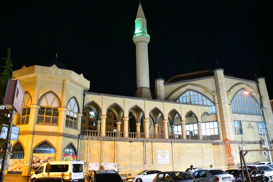 Hoca Ahmet Yesevi Cami, Kırşehir