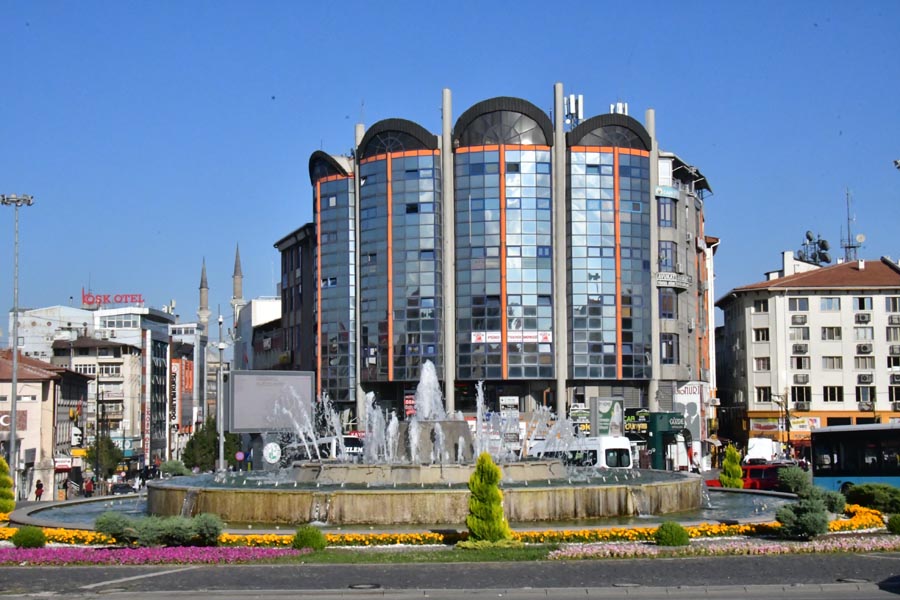 Sivas Cumhuriyet Meydanı, Sivas