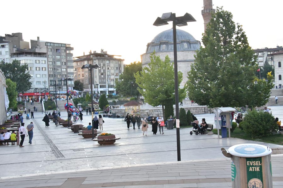 Straßenkinder und Jugendliche in Sivas