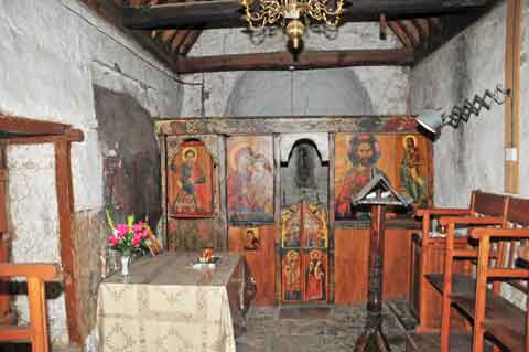 Kirche Agios Georgios - Ikonostase mit Bema